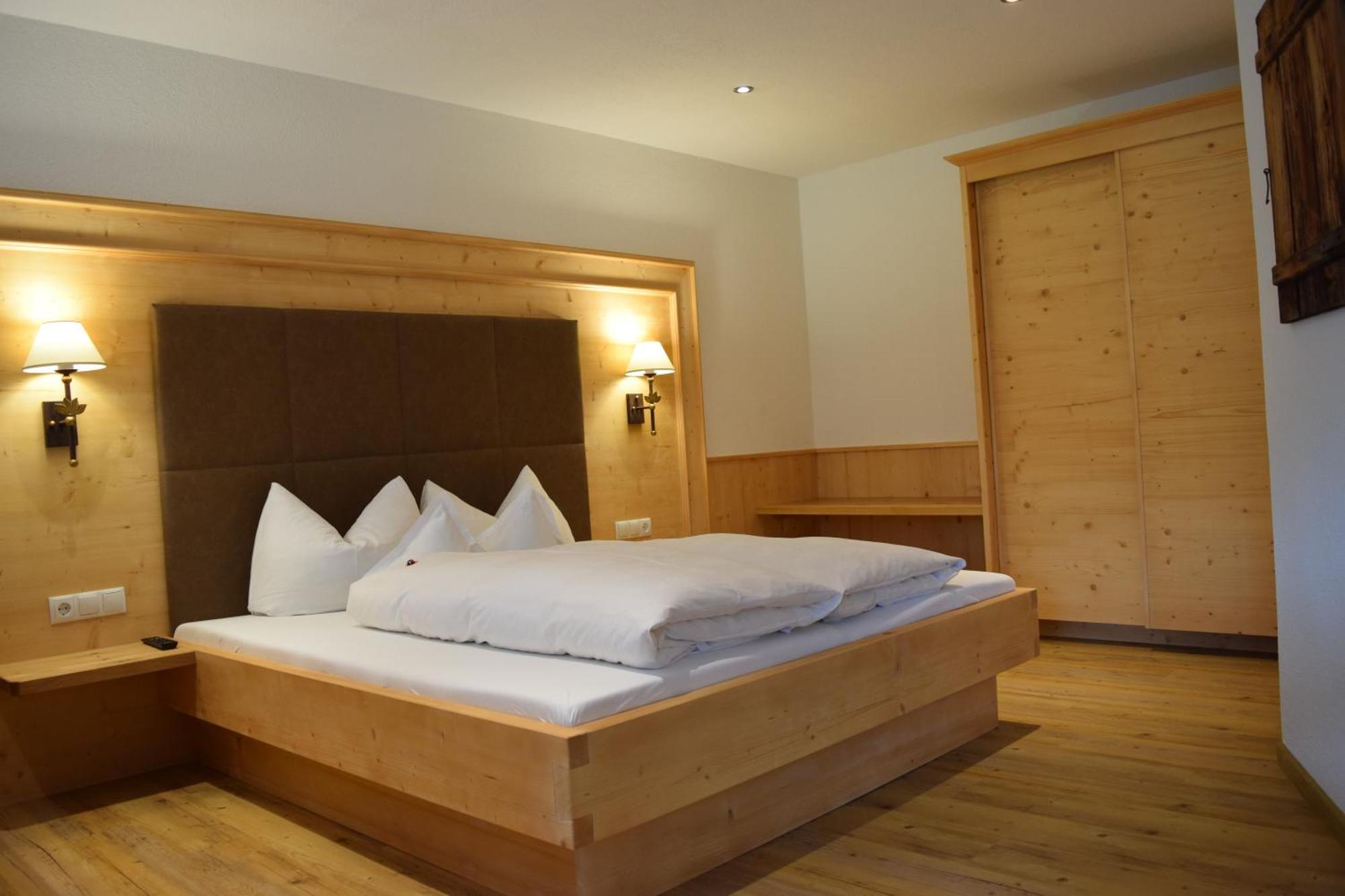 Tirol Appartement Haus Zillertal เซลล์ อัม ซิลลา ห้อง รูปภาพ