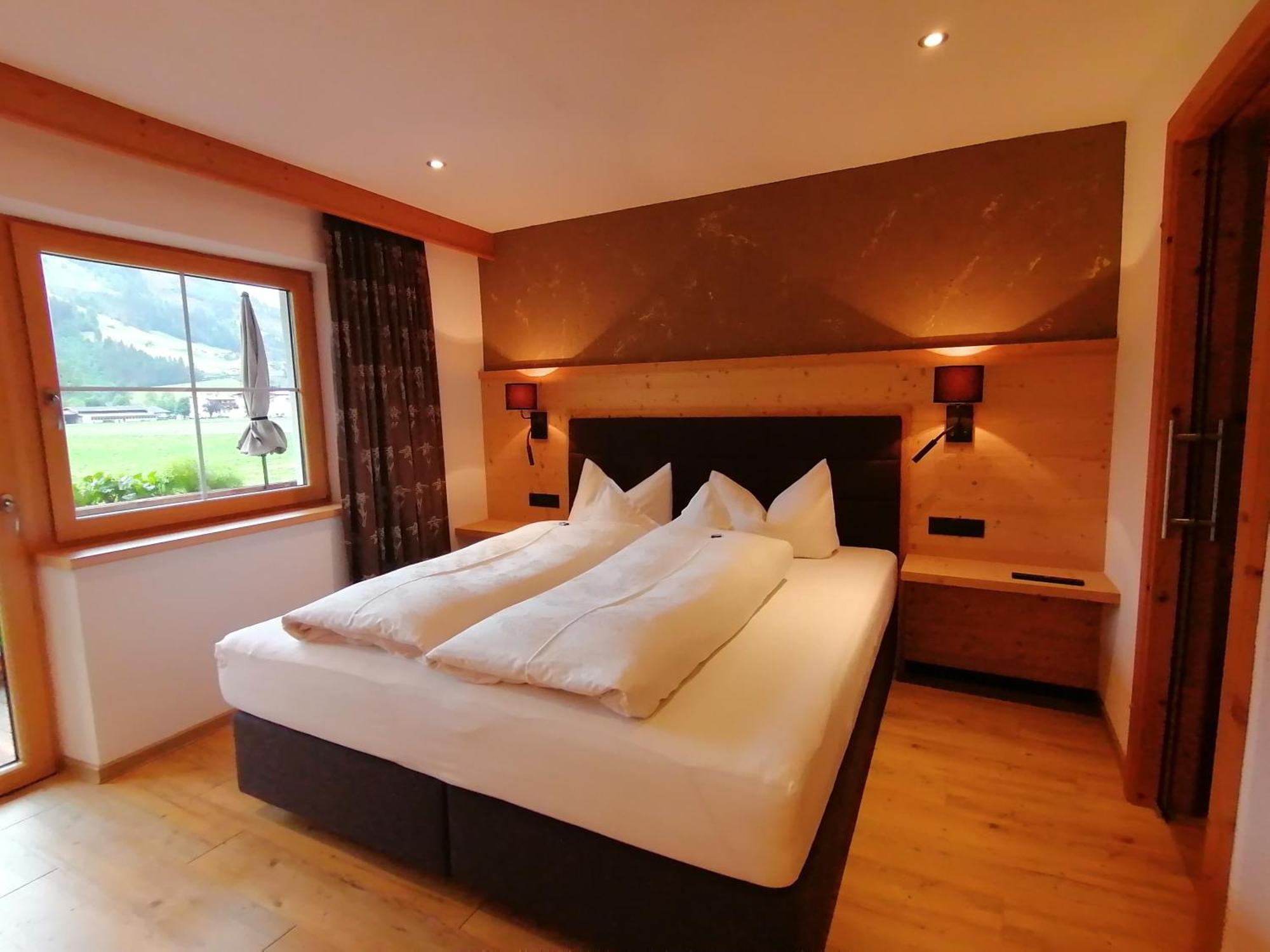 Tirol Appartement Haus Zillertal เซลล์ อัม ซิลลา ภายนอก รูปภาพ
